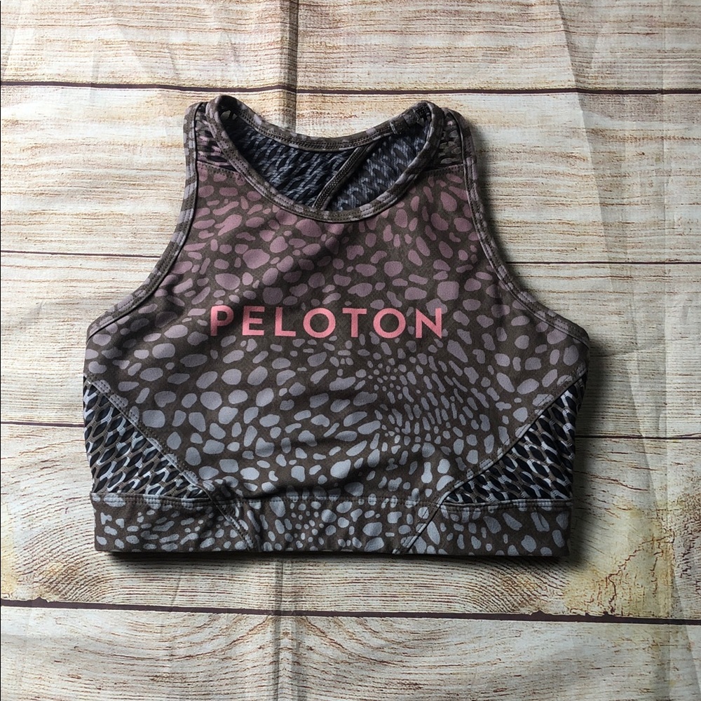 Peloton x Wear It To Heart Riverstone‎ High Neck Sports